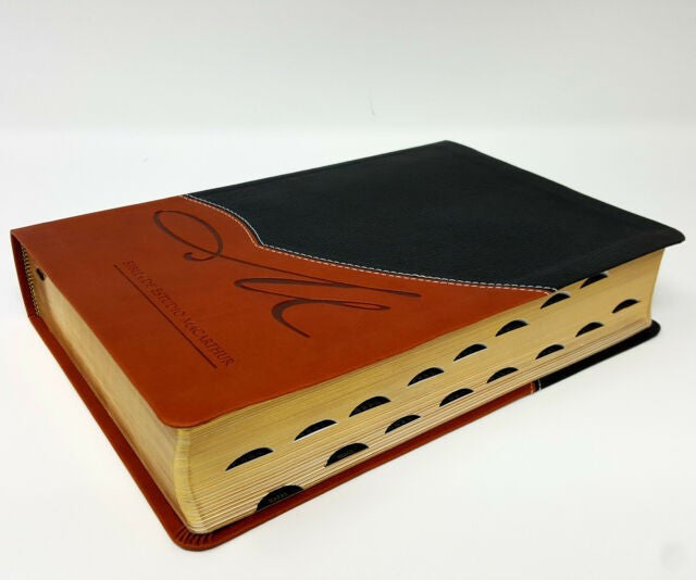 Biblia De Estudio MacArthur RVR 1960, Piel Italiana Con Índice