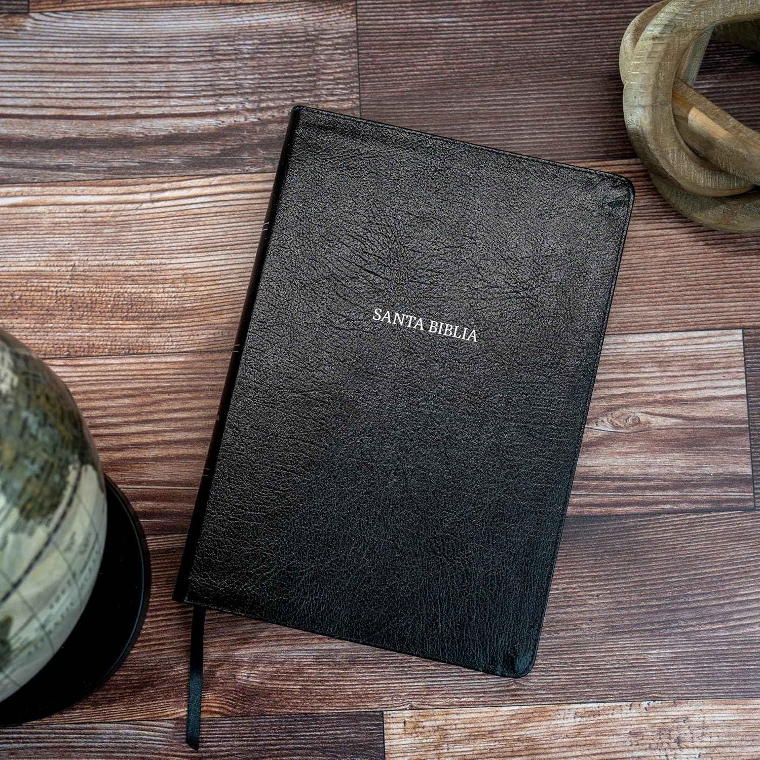 Biblia NVI Letra Super Gigante , Piel Fabricada Negro
